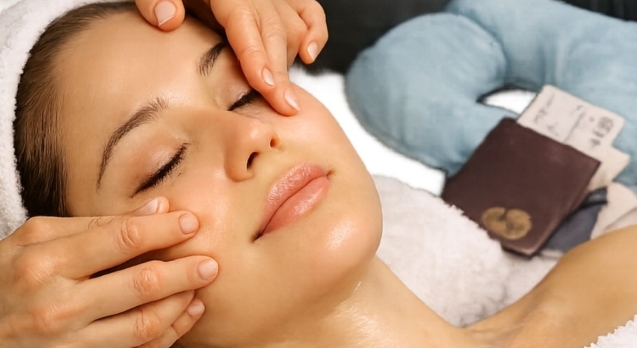 Kobido for Facial Swelling